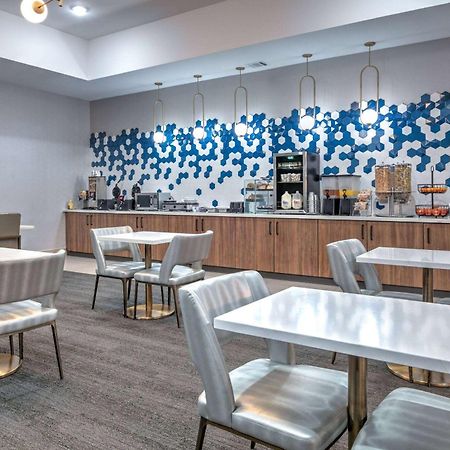 La Quinta By Wyndham Decatur Hotel Ngoại thất bức ảnh
