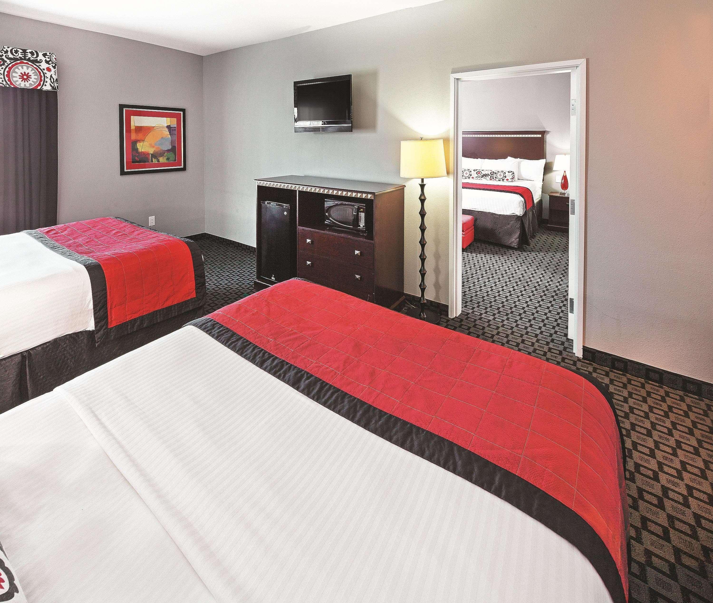 La Quinta By Wyndham Decatur Hotel Ngoại thất bức ảnh