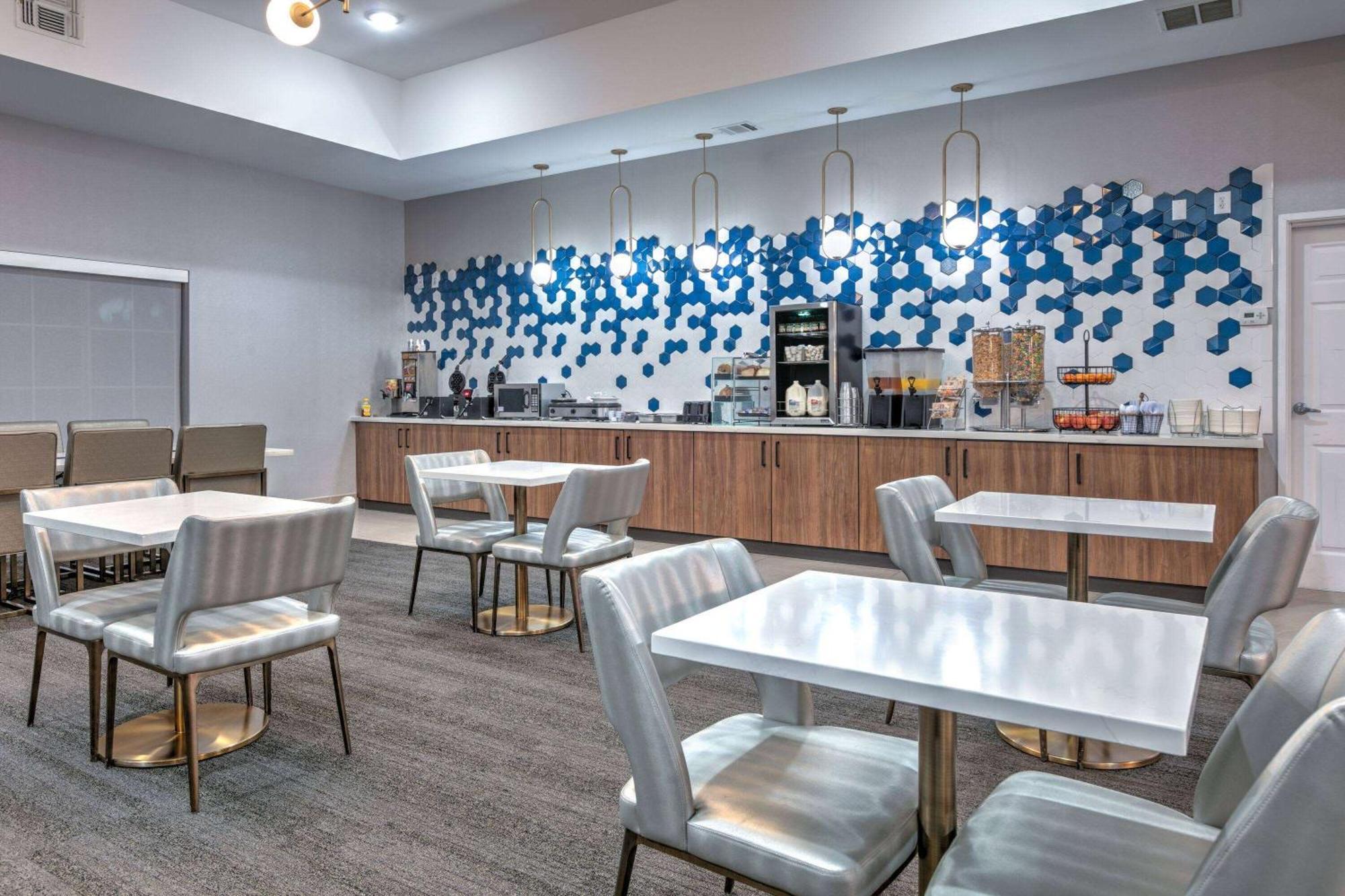La Quinta By Wyndham Decatur Hotel Ngoại thất bức ảnh
