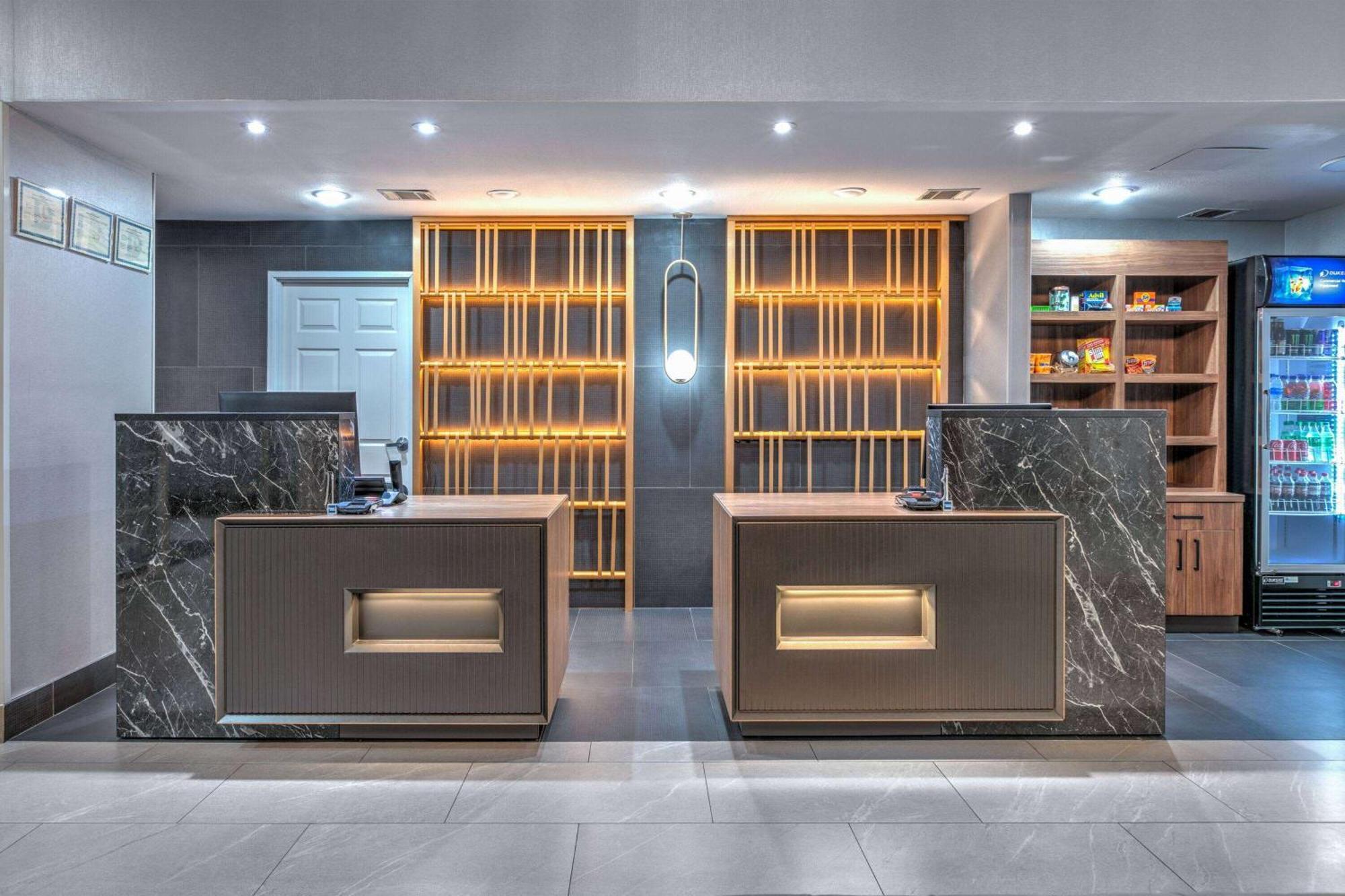 La Quinta By Wyndham Decatur Hotel Ngoại thất bức ảnh